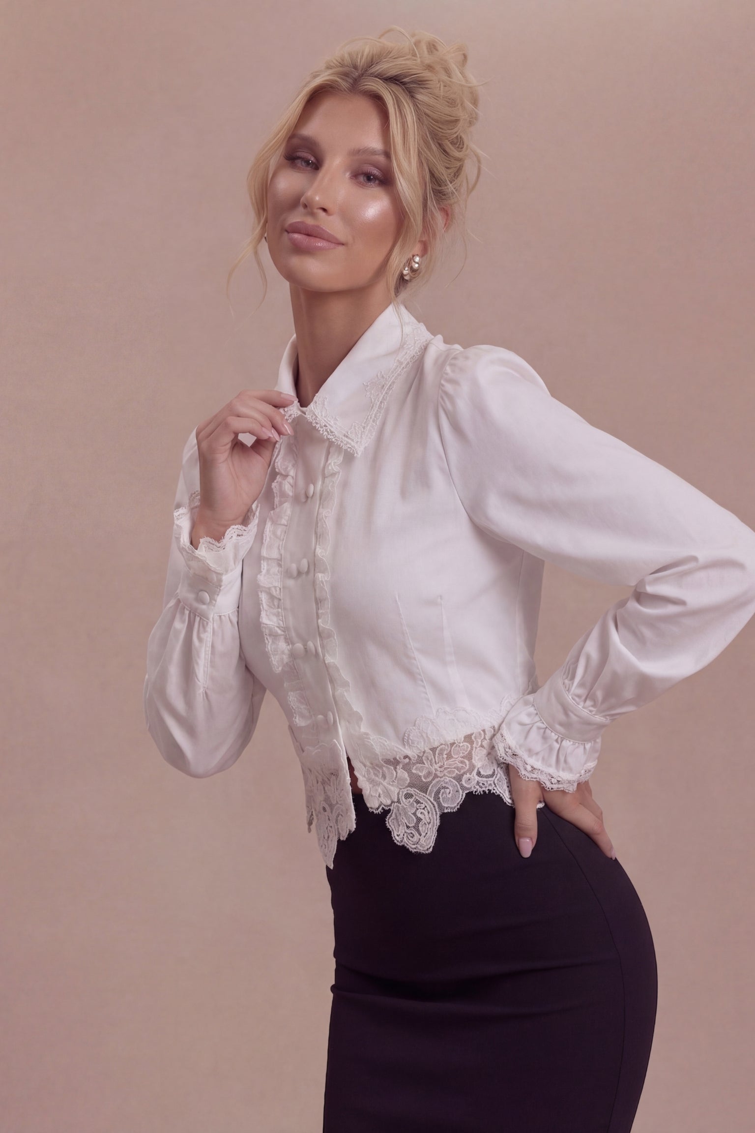 Gina Spitzenbluse