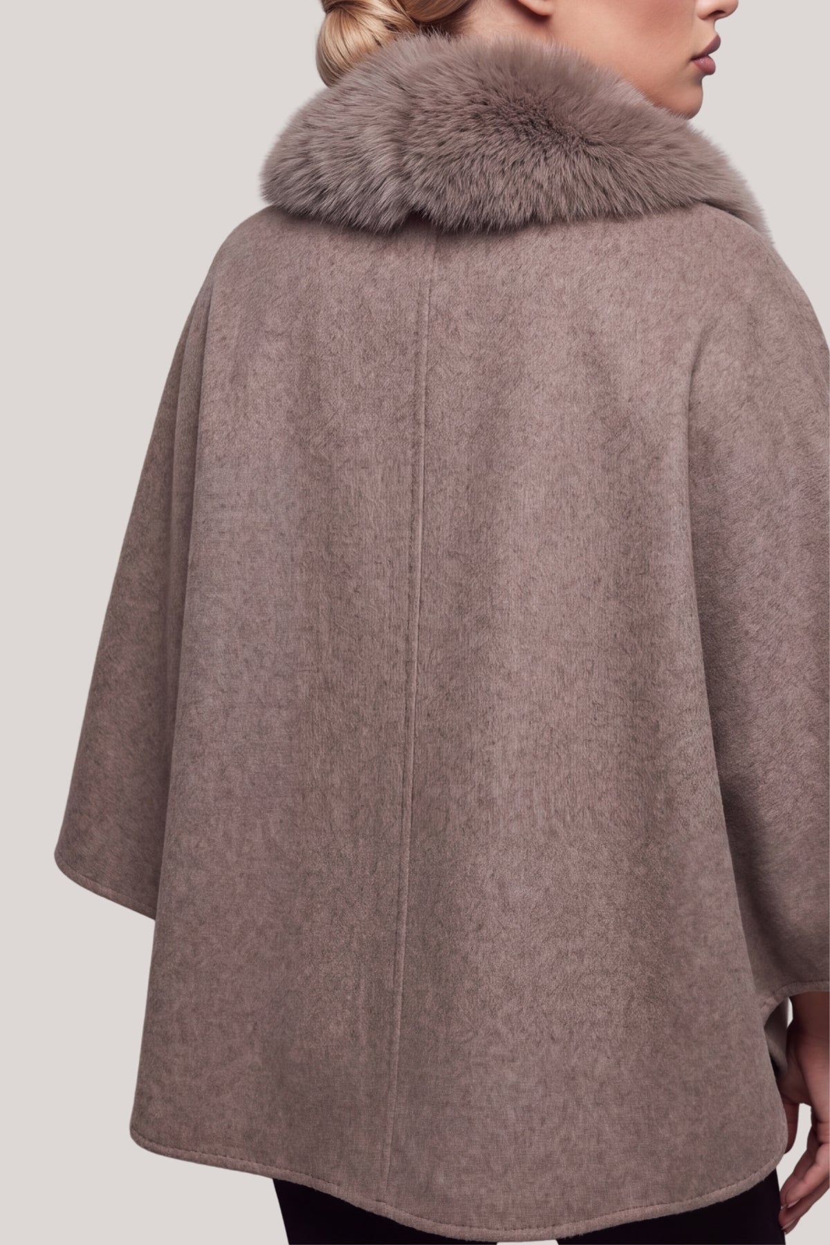 Hélène Cape