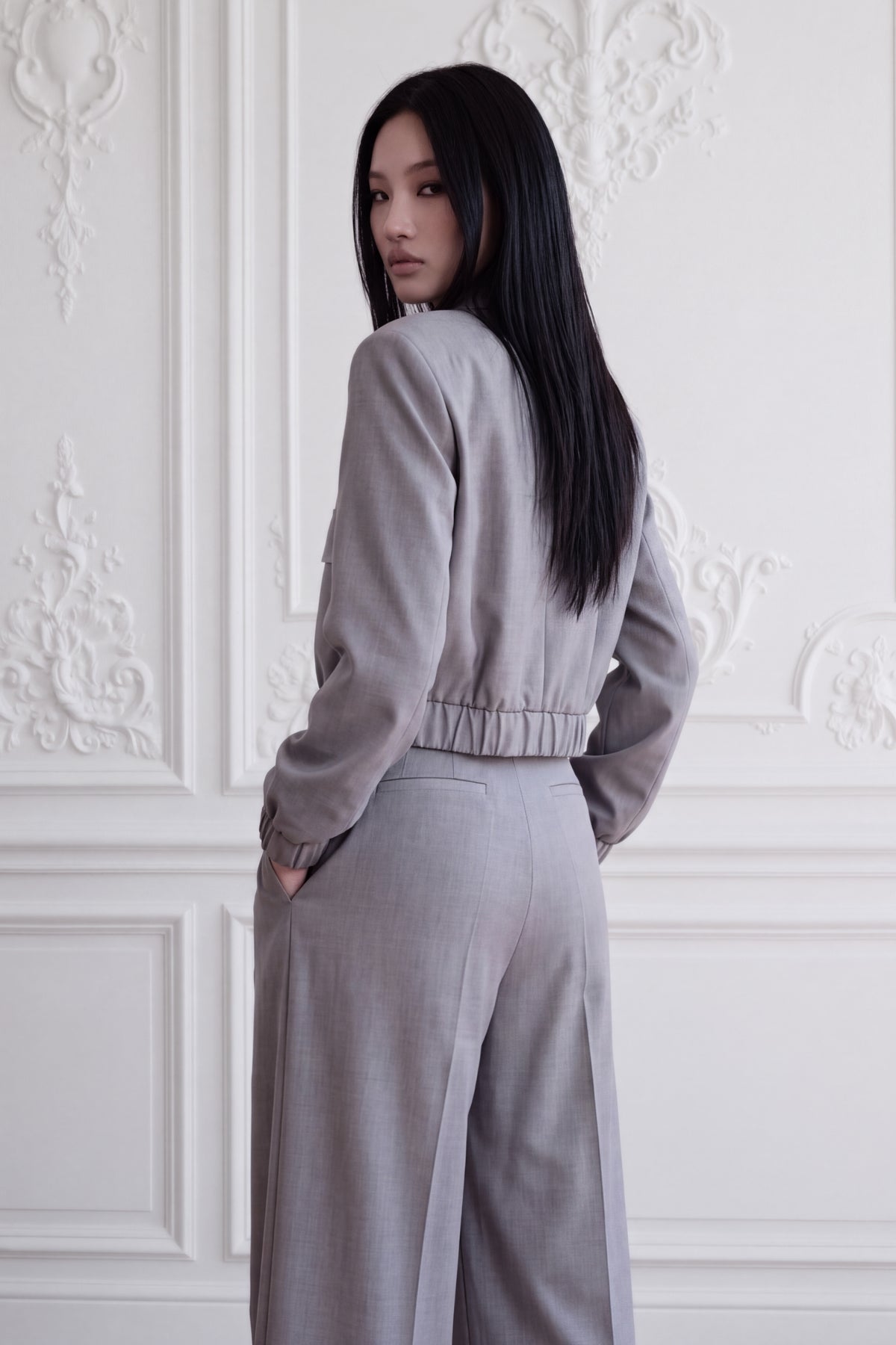 Noémi Pleated Trousers