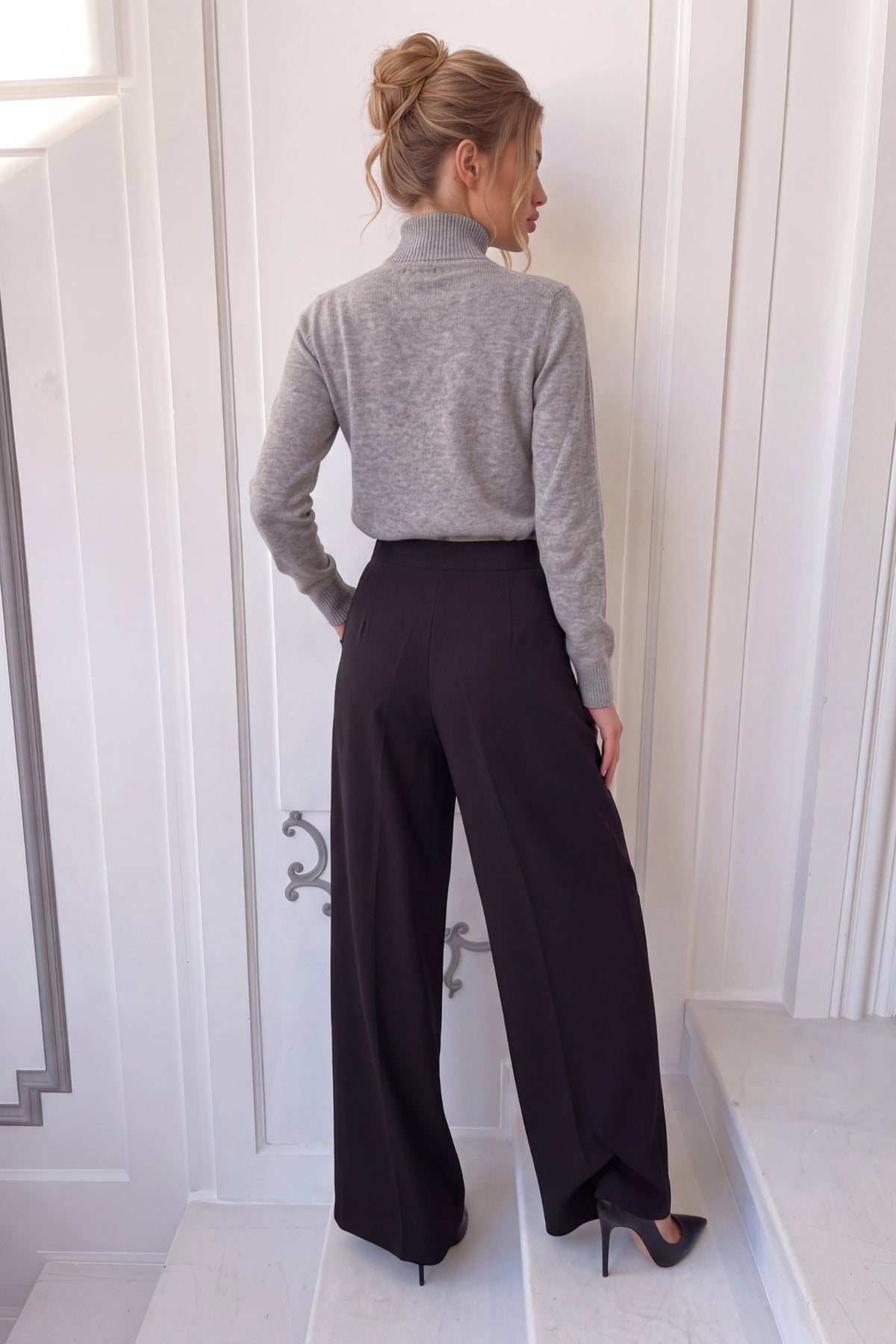 Rozalia Pleated Trousers