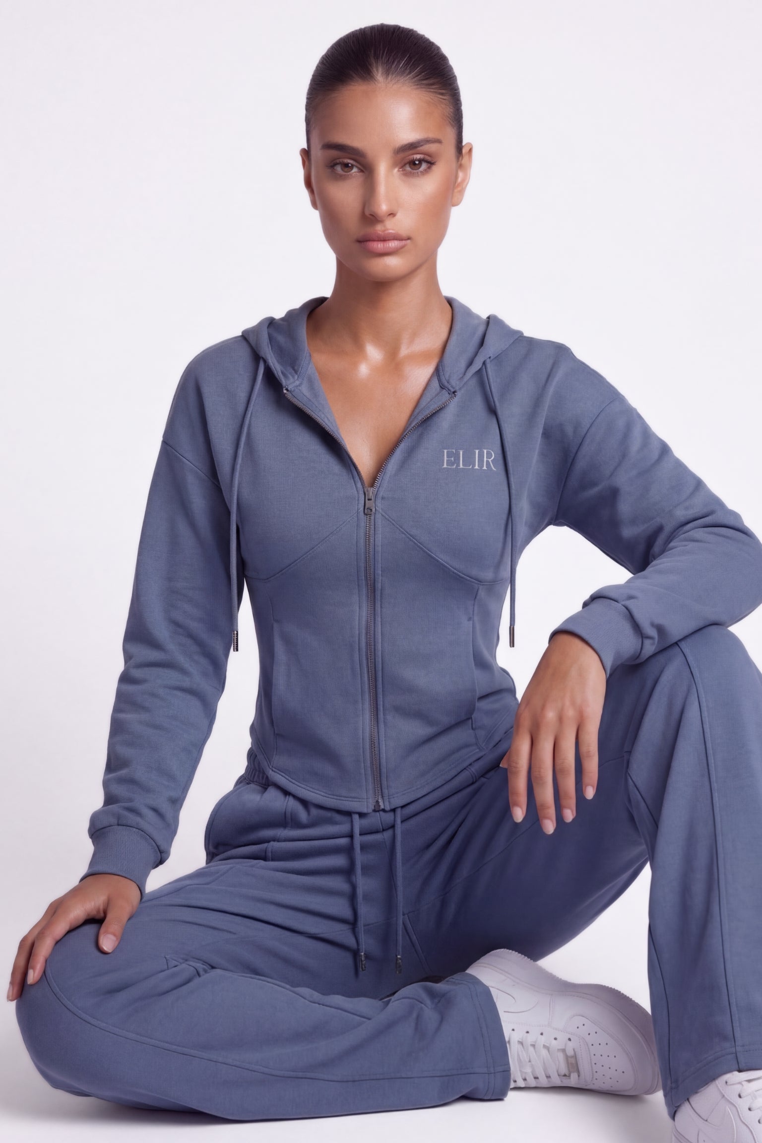 Hourglas Lounge Hose 