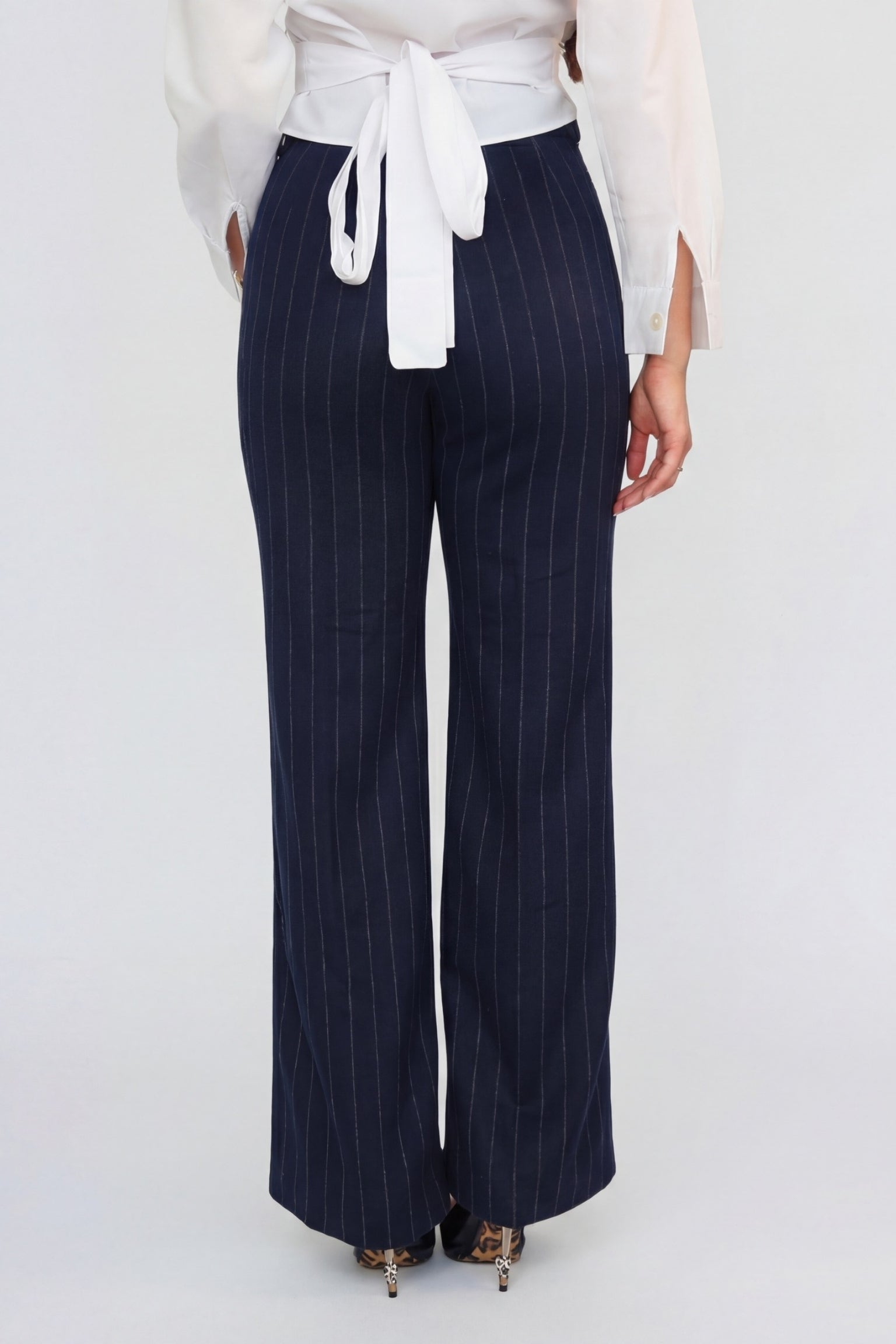 ELIR Elona Atelier Bow Blouse