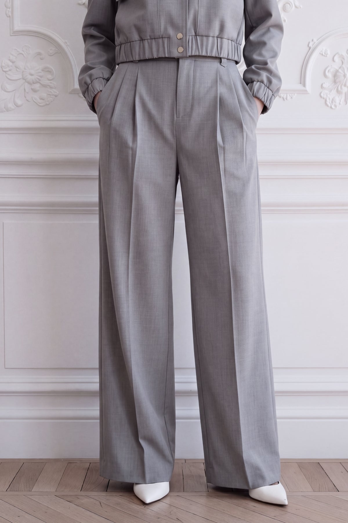 Noémi Pleated Trousers