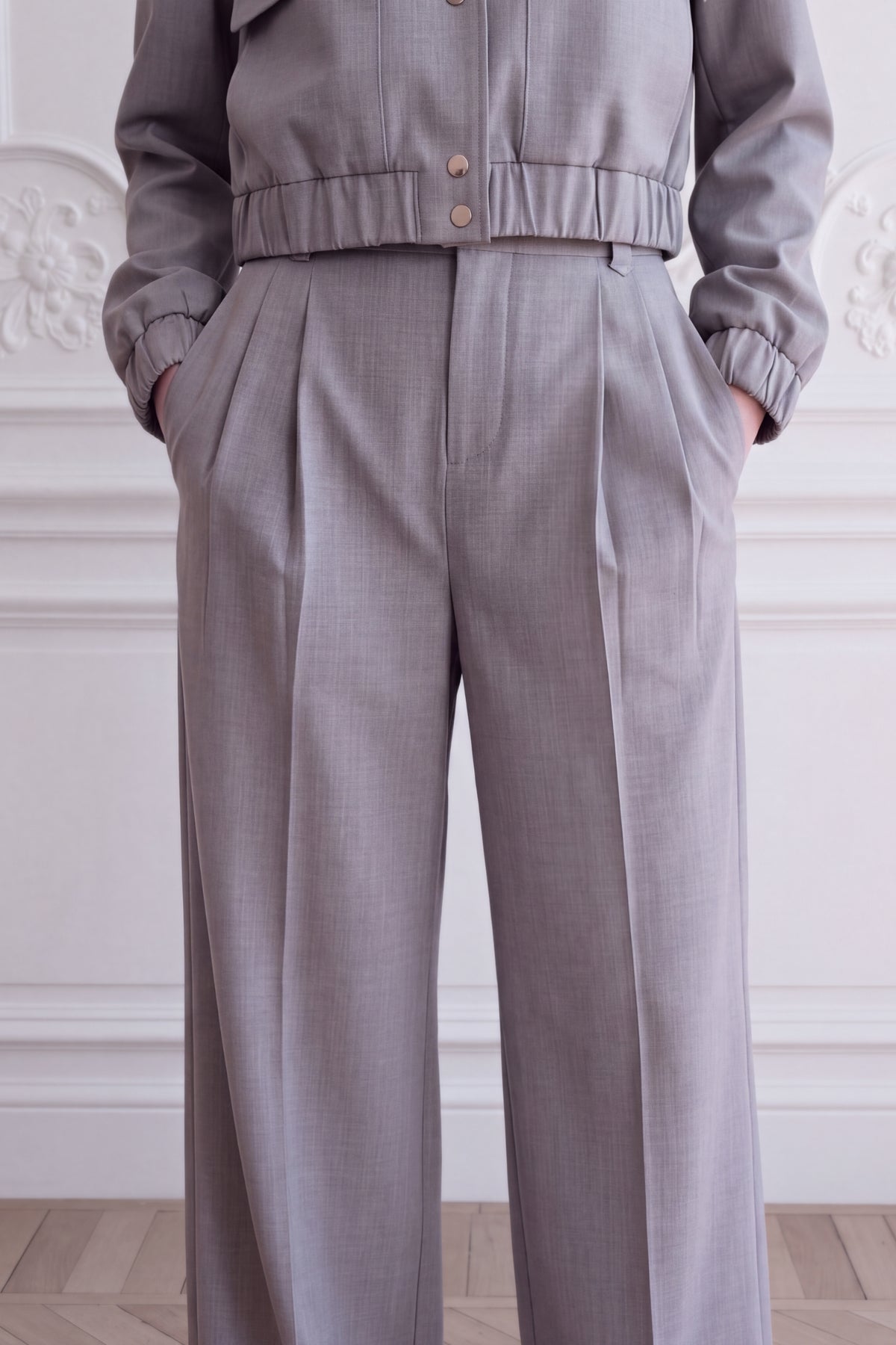 Noémi Pleated Trousers