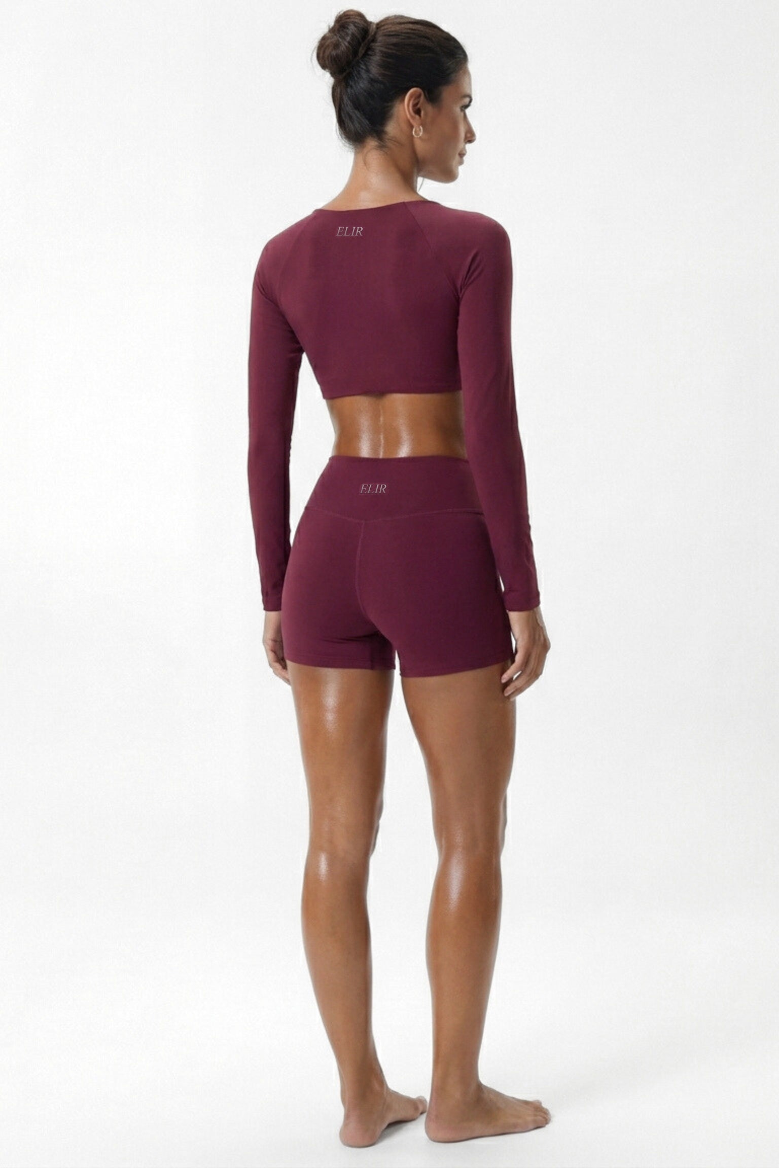 Essence Shorts 01